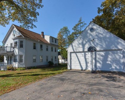 24-26 Lincoln Ave, Plainville