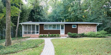 7210 Beechwood Rd, Alexandria