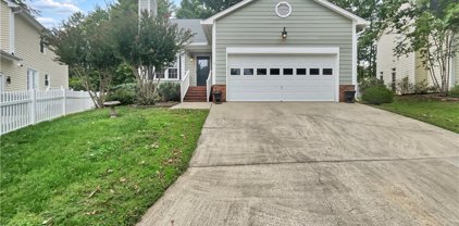 22 Irving Park Lane, Greensboro