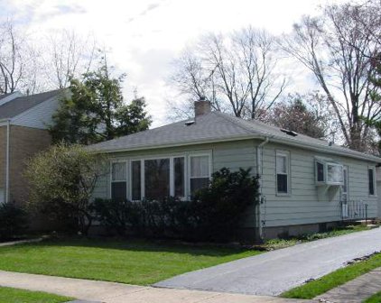 1615 W Oakton Street, Arlington Heights