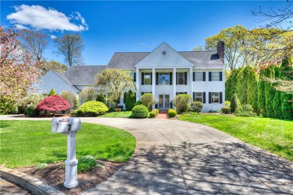 7 St. Andrews  Way, Barrington
