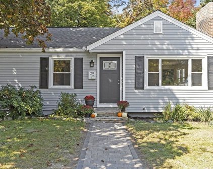 29 Woodway Drive, Shrewsbury