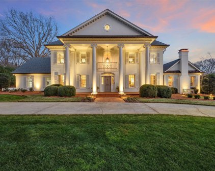 2521 Beretania  Circle, Charlotte