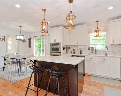 333 Nausauket  Road, Warwick