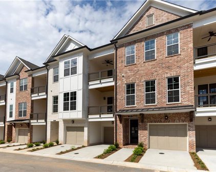 425 Burton Drive Unit 38, Alpharetta