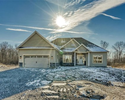 104 Yoruk Forest Pvt Lane 4, Rush-265000