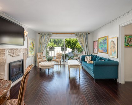 434 S Canon Dr Unit 302, Beverly Hills