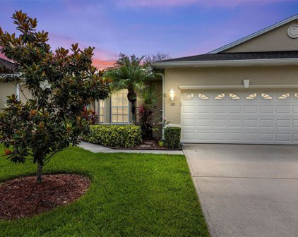 119 Lower Lake Court, Debary