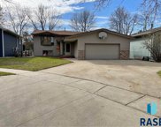 5721 W 56th St, Sioux Falls image
