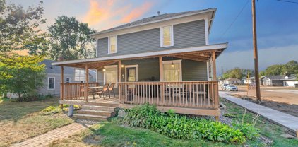 421 W 1st Ave, Lennox