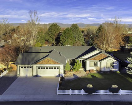 854 Maplewood Dr, Minden