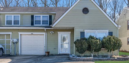 60 Scenic Drive, Freehold