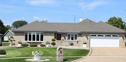 869 Groton Court, Bartlett