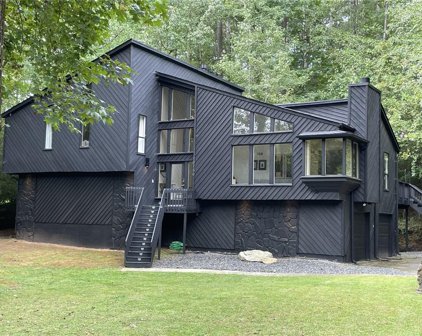 10750 Shagbark Trail, Roswell