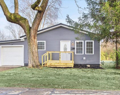 728 Pindar Street, Urbana