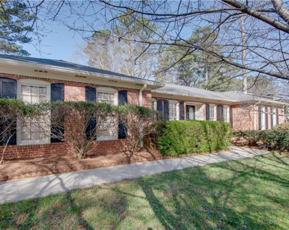 2384 Woodcreek Court, Tucker