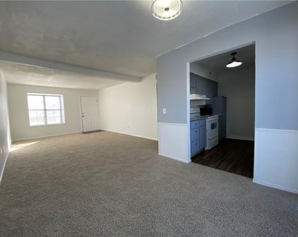 11413 N May Avenue Unit #D, Oklahoma City