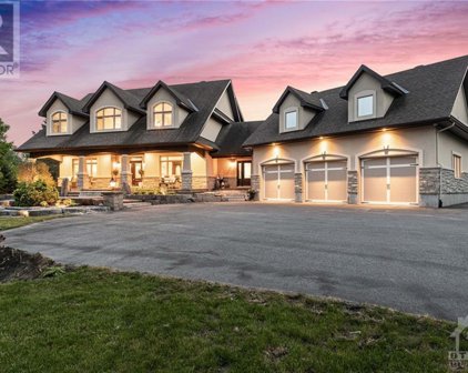 161 IRONSTONE COURT, Stittsville