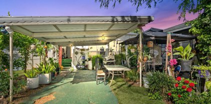 3463 Michelaine, Bakersfield