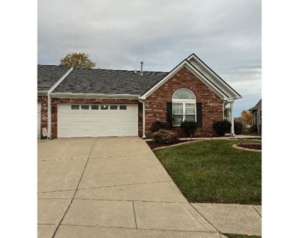 1228 Blakely Drive, Greenwood