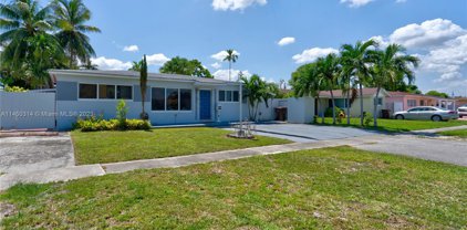 620 W 39th Pl, Hialeah