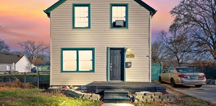 2434 McDowell, Ferndale