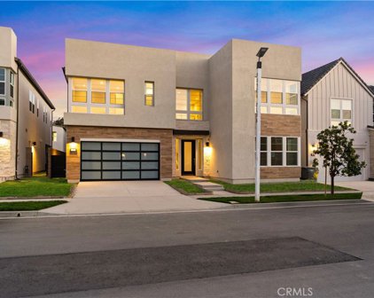 170 Buckeye, Lake Forest