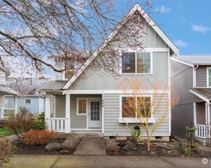 906 27th Avenue SE, Puyallup