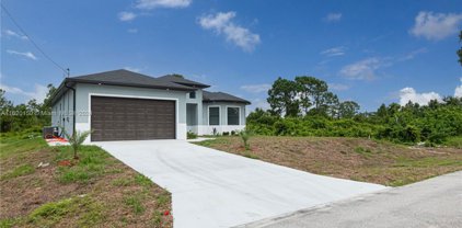 570 Sherwood Ave S, Lehigh Acres