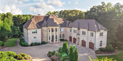 1513 Jones Road, Roswell