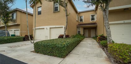 158 Village Blvd Unit #F, Tequesta