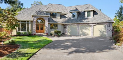 2477 NW CRIMSON CT, McMinnville