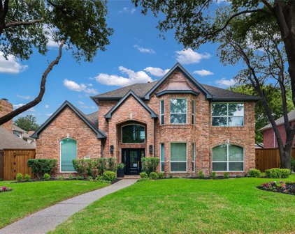 4521 Old Pond  Drive, Plano