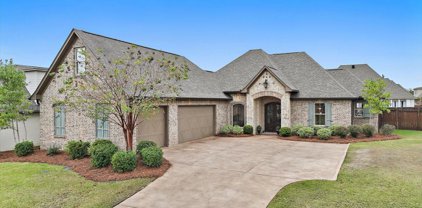 905 Topaz Court, Flowood