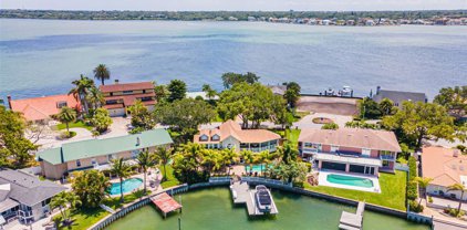 611 Belle Isle Avenue, Belleair Beach