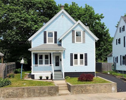 564 Power  Road, Pawtucket