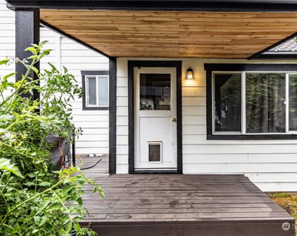 720 Greenleaf Avenue, Burlington