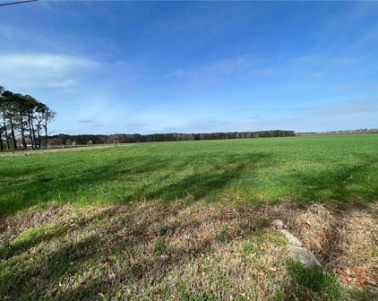 544 Gallbush Road, South Chesapeake