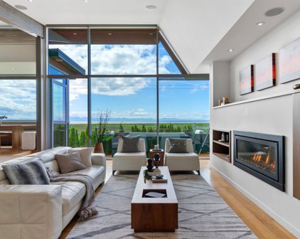 8631 Seafair Drive, Richmond
