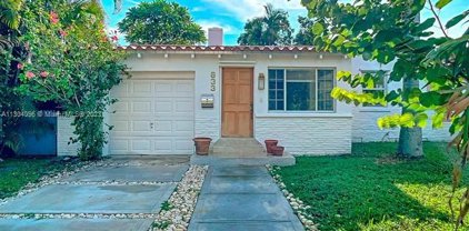 833 Granada Groves Ct, Coral Gables
