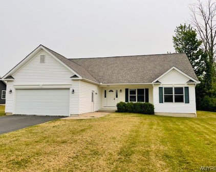 5965 Southwood  Drive, Lockport-Town-292600