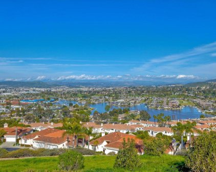 1688 Via Inspirar, San Marcos