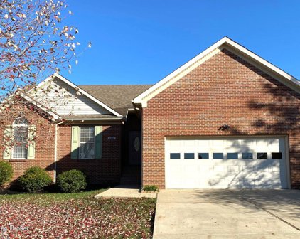 100 North Country Dr, Shelbyville