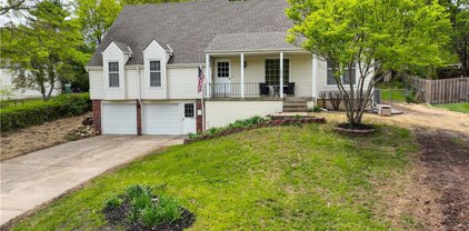 6804 N Agnes Avenue, Gladstone