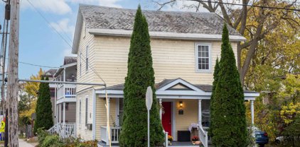 103 Maple Street Unit #4, Burlington