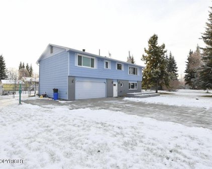 2021 Hilling Avenue, Fairbanks