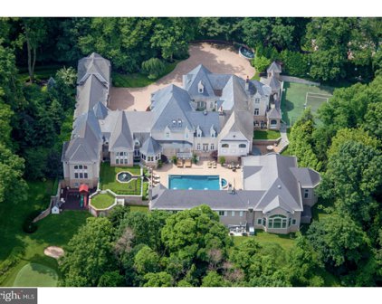 810 Chateau Ln, Villanova