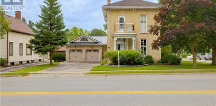 302 TALBOT Street East, Aylmer