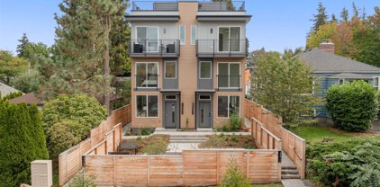 10306 D Midvale Avenue N, Seattle