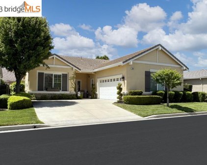1280 St Edmunds Way, Brentwood